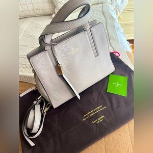 Beautiful KATE SPADE soft grey handbag 💝